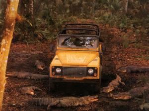 Land Rover Defender 90 Soft Top 1990 года